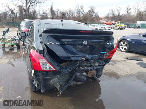 2016 Nissan Versa S with VIN 3N1CN7AP2GL842700, listed as a IAAI auction lot 41844095 with 117,206 mi miles. Bid and sale history available at carsss.com. Image 16.