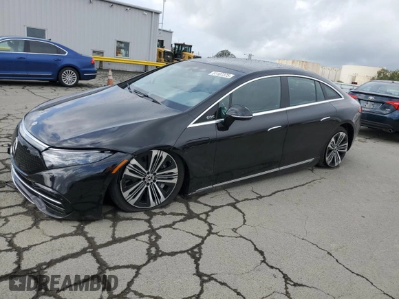 2024 Mercedes-Benz EQS 450 z VIN W1KCG2EB4RA048256, wystawiony jako Copart lot #51107375 z przebiegiem Nie podano mil oraz Szkoda całkowita • Salvage title. Historia ofert i sprzedaży dostępna na DreamBid. Obrazek 1.