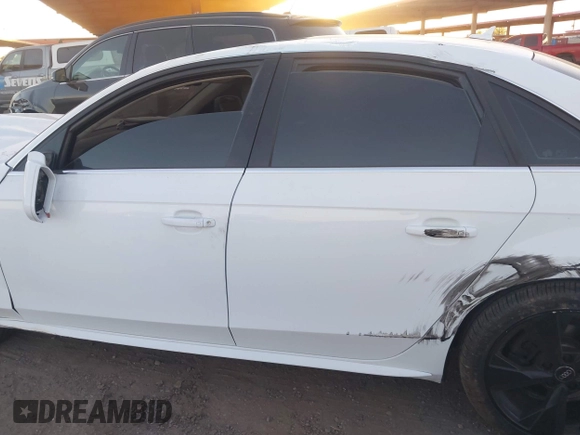 2016 Audi A4 Premium z VIN WAUAFAFL4GN008607, wystawiony jako IAAI lot #42289079 z przebiegiem Nie podano mil oraz . Historia ofert i sprzedaży dostępna na DreamBid. Obrazek 13.