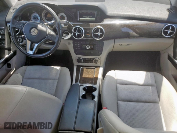 2015 Mercedes-Benz GLK 350 with VIN WDCGG8JB7FG409227, listed as a Copart auction lot 56945485 with 135,416 mi miles and Clean Title. Bid and sale history available at DreamBid. Image 8.