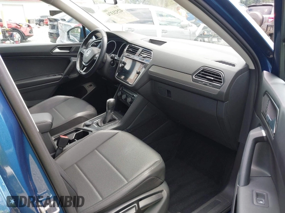 2018 Volkswagen Tiguan SEL с VIN 3VV2B7AX0JM073361, выставлен на аукционе IAAI как лот 42521374 с пробегом 67 916 миль миль и . История ставок и продаж доступна на DreamBid. Изображение 5.