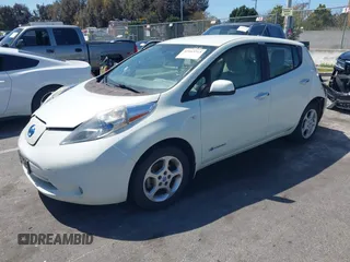 2011 Nissan LEAF SL-e z VIN JN1AZ0CP1BT007790, wystawiony jako IAAI lot #41943215 z przebiegiem 62 468 mil mil oraz . Historia ofert i sprzedaży dostępna na DreamBid. Obrazek 17.