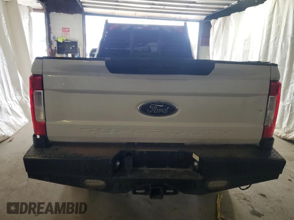 2018 Ford F-350 XL with VIN 1FT8W3BT0JEB42248, listed as a Copart auction lot 53559195 with 109,134 mi miles and Clean Title. Bid and sale history available at DreamBid. Image 6.