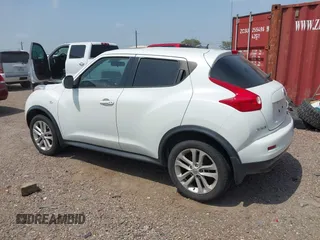 2013 Nissan Juke SV with VIN JN8AF5MR4DT225880, listed as a IAAI auction lot 41932207 with 212,193 mi miles. Bid and sale history available at carsss.com. Image 3.