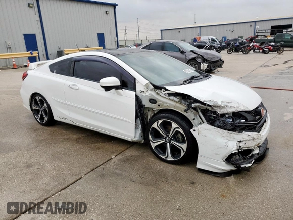 2015 Honda Civic Si z VIN 2HGFG4A56FH700330, wystawiony jako Copart lot #57526115 z przebiegiem 86 298 mil mil oraz Szkoda całkowita • Salvage title. Historia ofert i sprzedaży dostępna na DreamBid. Obrazek 4.