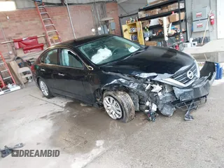 2016 Nissan Altima S z VIN 1N4AL3AP8GC262551, wystawiony jako IAAI lot #42122080 z przebiegiem 96 181 mil mil oraz . Historia ofert i sprzedaży dostępna na DreamBid. Obrazek 1.