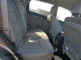 2011 Kia Sorento LX with VIN 5XYKT3A1XBG097651, listed as a Copart auction lot 47799775 with 136,918 mi miles and Salvage Title. Bid and sale history available at carsss.com. Image 12.