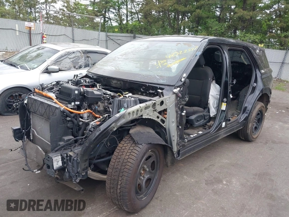 2021 Ford Police Interceptor Utility z VIN 1FM5K8AW9MNA01153, wystawiony jako IAAI lot #42322397 z przebiegiem 40 071 mil mil oraz . Historia ofert i sprzedaży dostępna na DreamBid. Obrazek 17.