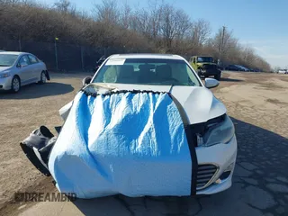2014 Toyota Avalon Limited with VIN 4T1BK1EB7EU106282, listed as a IAAI auction lot 41608942 with Not Provided miles. Bid and sale history available at carsss.com. Image 13.