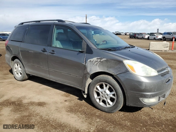2004 Toyota Sienna XLE with VIN 5TDBA22C04S002178, listed as a Copart auction lot 49716665 with 351,252 mi miles and Salvage Title. Bid and sale history available at carsss.com. Image 4.