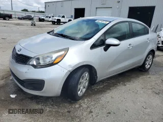 2014 Kia Rio LX with VIN KNADM4A38E6384696, listed as a Copart auction lot 58718174 with 121,760 mi miles and Salvage Title. Bid and sale history available at carsss.com. Image 1.