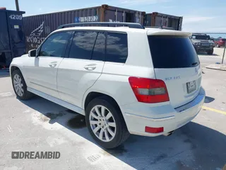 2010 Mercedes-Benz GLK 350 with VIN WDCGG5GB9AF375330, listed as a IAAI auction lot 42150159 with 236,323 mi miles and . Bid and sale history available at DreamBid. Image 3.