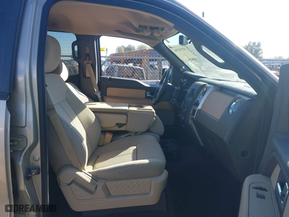 2013 Ford F-150 XL with VIN 1FTFW1CF4DFB01625, listed as a IAAI auction lot 40591090 with 119,694 mi miles. Bid and sale history available at carsss.com. Image 5.