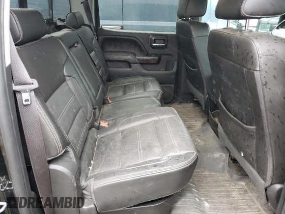 2016 GMC Sierra 3500HD Denali z VIN 1GT42YE82GF140938, wystawiony jako Copart lot #52556095 z przebiegiem 136 654 mil mil oraz Szkoda całkowita • Salvage title. Historia ofert i sprzedaży dostępna na DreamBid. Obrazek 10.