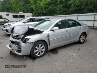 2011 Toyota Camry LE z VIN 4T4BF3EK4BR105236, wystawiony jako Copart lot #60263005 z przebiegiem Nie podano mil oraz Szkoda całkowita • Salvage title. Historia ofert i sprzedaży dostępna na DreamBid. Obrazek 1.