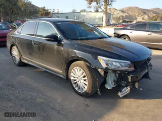 2016 Volkswagen Passat 1.8T SE with VIN 1VWBT7A30GC047116, listed as a IAAI auction lot 41513081 with 182,775 mi miles. Bid and sale history available at carsss.com. Image 1.