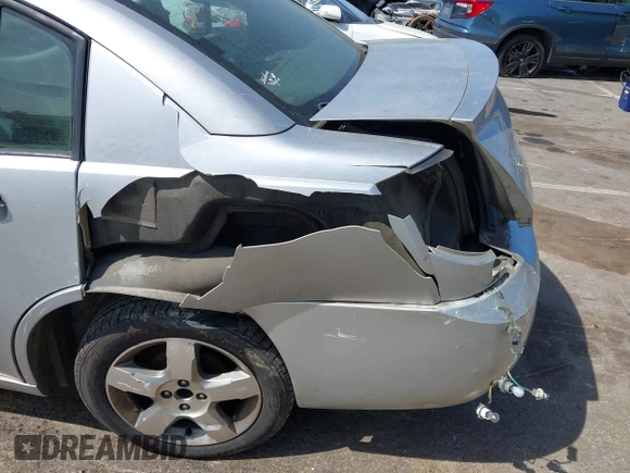2007 Saturn ION z VIN 1G8AL55B87Z186597, wystawiony jako IAAI lot #42062362 z przebiegiem Nie podano mil oraz . Historia ofert i sprzedaży dostępna na DreamBid. Obrazek 6.