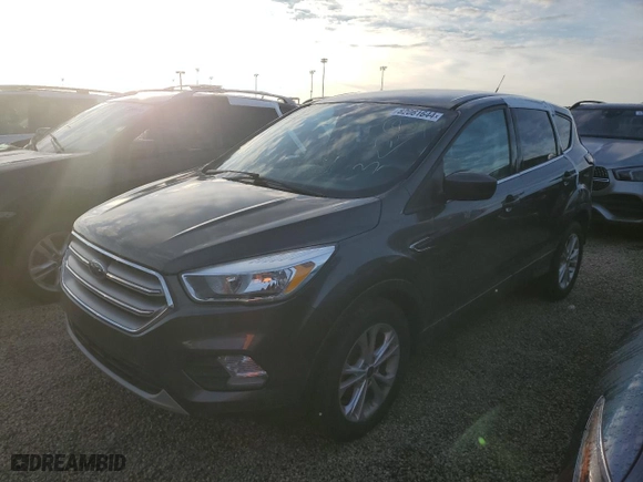 2017 Ford Escape SE with VIN 1FMCU0GDXHUE91333, listed as a Copart auction lot 82061644 with 0 mi miles and Non Repairable. Bid and sale history available at carsss.com. Image 1.
