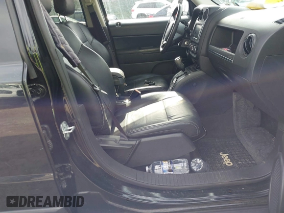 2016 Jeep Patriot High Altitude Edition with VIN 1C4NJRFB7GD789654, listed as a IAAI auction lot 41800088 with 47,739 mi miles. Bid and sale history available at carsss.com. Image 5.