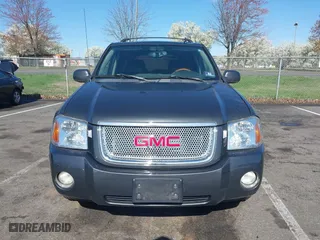 2007 GMC Envoy Denali with VIN 1GKET63M672231311, listed as a IAAI auction lot 41992787 with 212,145 mi miles. Bid and sale history available at carsss.com. Image 6.