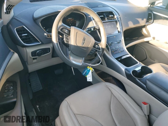 2020 Lincoln Nautilus Standard with VIN 2LMPJ6J90LBL28582, listed as a Copart auction lot 81771224 with 68,204 mi miles and Salvage title. Bid and sale history available at DreamBid. Image 8.