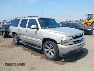 2005 Chevrolet Suburban LT z VIN 1GNEC16Z35J118674, wystawiony jako IAAI lot #42465242 z przebiegiem 155 791 mil mil oraz . Historia ofert i sprzedaży dostępna na DreamBid. Obrazek 1.