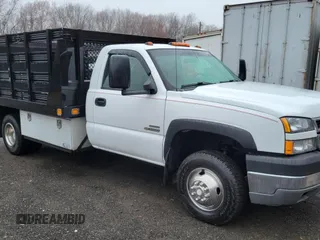 2007 Chevrolet Silverado 1500 with VIN 1GBJC34D67E167779, listed as a Copart auction lot 52091775 with 166,218 mi miles and Clean Title. Bid and sale history available at DreamBid. Image 3.