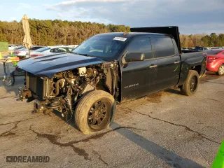 2018 Chevrolet Silverado 1500 Custom with VIN 3GCUKPEC1JG384424, listed as a Copart auction lot 43831585 with 37,267 mi miles and Salvage Title. Bid and sale history available at carsss.com. Image 1.