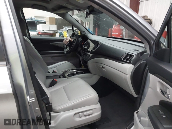 2021 Honda Pilot EX-L with VIN 5FNYF5H52MB022782, listed as a IAAI auction lot 41830003 with 39,945 mi miles. Bid and sale history available at carsss.com. Image 5.