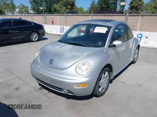 2001 Volkswagen Beetle GLS with VIN 3VWCD21C11M412672, listed as a IAAI auction lot 42336934 with 145,667 mi miles and . Bid and sale history available at DreamBid. Image 6.
