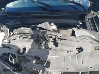 2014 Nissan Pathfinder S with VIN 5N1AR2MN6EC724725, listed as a IAAI auction lot 41564938 with 101,500 mi miles. Bid and sale history available at carsss.com. Image 10.