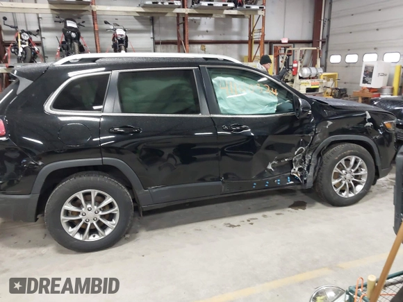 2019 Jeep Cherokee Latitude Plus with VIN 1C4PJMLB7KD193212, listed as a IAAI auction lot 41140326 with 75,360 mi miles. Bid and sale history available at carsss.com. Image 12.
