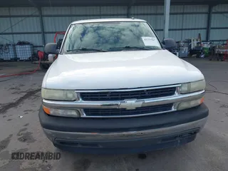 2005 Chevrolet Tahoe LT z VIN 1GNEC13T25R221733, wystawiony jako IAAI lot #41373567 z przebiegiem 250 437 mil mil oraz . Historia ofert i sprzedaży dostępna na DreamBid. Obrazek 6.