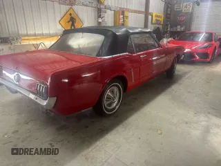 1965 Ford Mustang z VIN 5F08C724192, wystawiony jako Copart lot #43860595 z przebiegiem 19 900 mil mil oraz Czysty tytuł • Clean title. Historia ofert i sprzedaży dostępna na DreamBid. Obrazek 4.