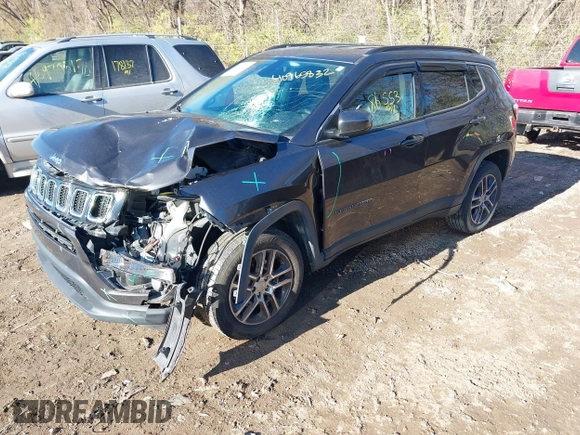 2018 Jeep Compass Latitude with VIN 3C4NJDBBXJT458268, listed as a IAAI auction lot 40965832 with 86,553 mi miles and . Bid and sale history available at DreamBid. Image 2.