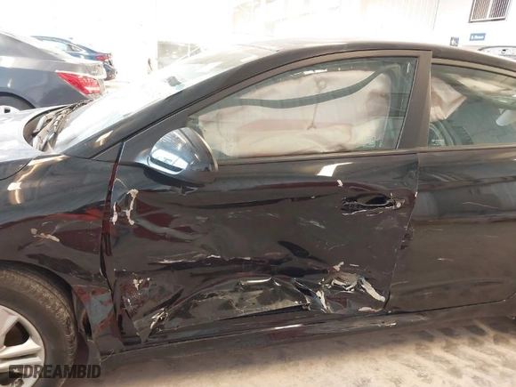 2019 Hyundai Elantra SEL with VIN KMHD84LF6KU856136, listed as a IAAI auction lot 41721292 with 33,125 mi miles. Bid and sale history available at carsss.com. Image 6.