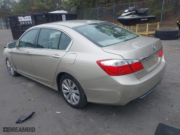 2015 Honda Accord Sedan EX-L with VIN 1HGCR2F88FA076288, listed as a IAAI auction lot 41804674 with 139,689 mi miles. Bid and sale history available at carsss.com. Image 3.