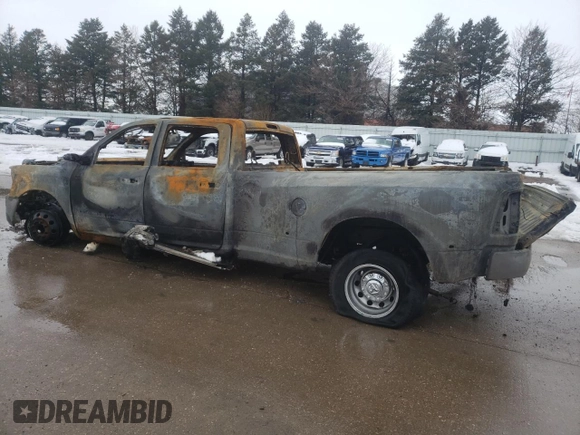 2021 Ram 3500 Big Horn with VIN 3C63RRHL8MG550755, listed as a Copart auction lot 40442504 with 0 mi miles and Salvage Title. Bid and sale history available at carsss.com. Image 2.