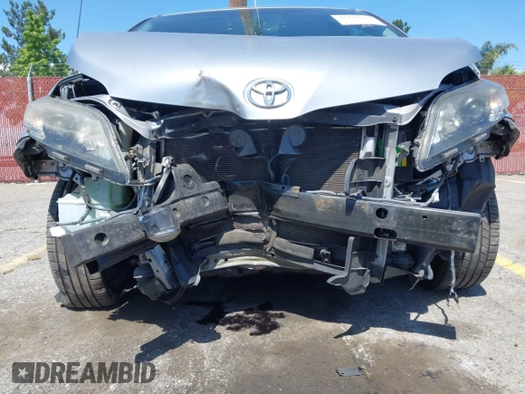 2013 Toyota Sienna SE с VIN 5TDXK3DC7DS287161, выставлен на аукционе IAAI как лот 42249232 с пробегом 168 307 миль миль и . История ставок и продаж доступна на DreamBid. Изображение 18.
