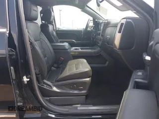 2016 GMC Sierra 1500 Denali z VIN 3GTU2PEC9GG172430, wystawiony jako IAAI lot #42109616 z przebiegiem 213 831 mil mil oraz . Historia ofert i sprzedaży dostępna na DreamBid. Obrazek 5.