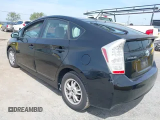 2010 Toyota Prius II with VIN JTDKN3DU1A0208043, listed as a IAAI auction lot 42127145 with 267,194 mi miles. Bid and sale history available at carsss.com. Image 3.