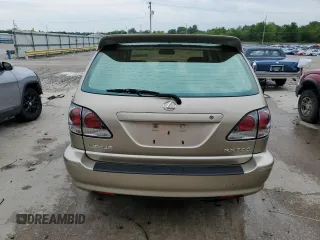 2002 Lexus RX 300 z VIN JTJHF10U820272063, wystawiony jako Copart lot #57144995 z przebiegiem 126 414 mil mil oraz Nie do naprawy • Non repairable. Historia ofert i sprzedaży dostępna na DreamBid. Obrazek 6.
