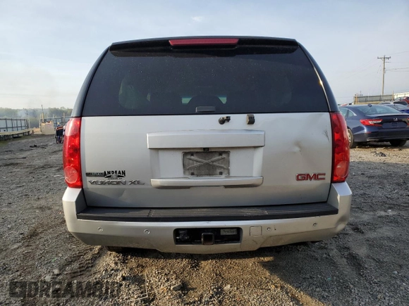 2011 GMC Yukon XL SLT with VIN 1GKS1KE09BR203305, listed as a Copart auction lot 52256945 with 225,017 mi miles and Clean Title. Bid and sale history available at carsss.com. Image 6.