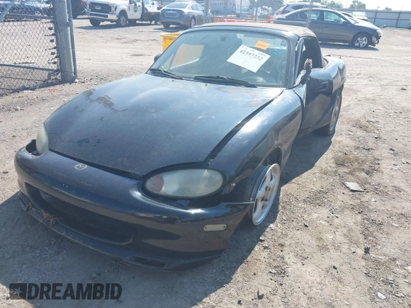 1999 Mazda MX-5 Miata with VIN JM1NB3539X0112181, listed as a IAAI auction lot 42397232 with 11 mi miles and . Bid and sale history available at DreamBid. Image 17.
