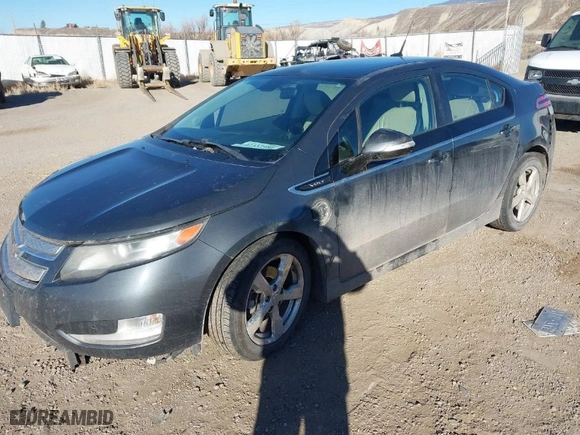 2011 Chevrolet Volt with VIN 1G1RD6E49BU101844, listed as a IAAI auction lot 41333980 with 152,276 mi miles. Bid and sale history available at carsss.com. Image 2.