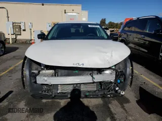 2022 Kia EV6 Wind with VIN KNDC3DLC3N5052945, listed as a Copart auction lot 44074975 with 46,782 mi miles and Salvage Title. Bid and sale history available at carsss.com. Image 5.