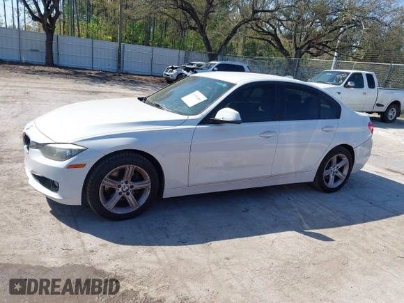 2014 BMW 3 Series 328i with VIN WBA3A5C52EF604861, listed as a IAAI auction lot 41701480 with Not Provided miles. Bid and sale history available at carsss.com. Image 14.