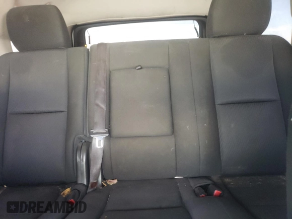 2014 Chevrolet Tahoe Commercial с VIN 1GNLC2E0XER204436, выставлен на аукционе Copart как лот 71412344 с пробегом 87 495 миль миль и Списание • Salvage title. История ставок и продаж доступна на DreamBid. Изображение 10.