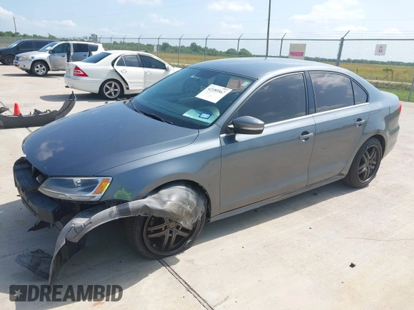 2013 Volkswagen Jetta SE с VIN 3VWDP7AJ7DM405611, выставлен на аукционе IAAI как лот 42189567 с пробегом 184 654 миль миль и . История ставок и продаж доступна на DreamBid. Изображение 2.