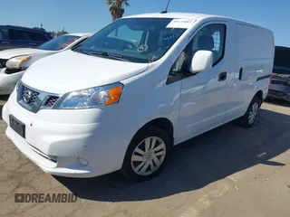 2020 Nissan NV200 S z VIN 3N6CM0KN0LK709242, wystawiony jako IAAI lot #41675882 z przebiegiem 90 395 mil mil oraz . Historia ofert i sprzedaży dostępna na DreamBid. Obrazek 2.